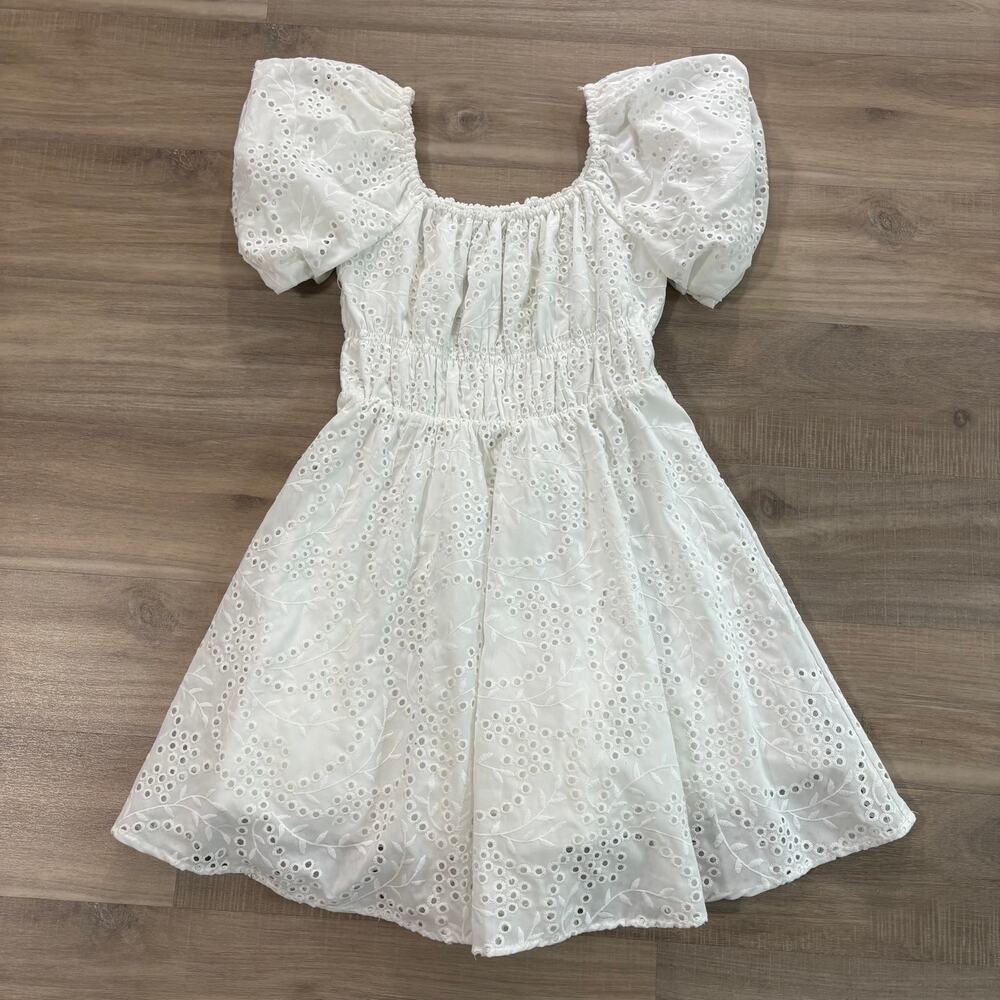 White Eyelet Francesca's Short Puff Sleeve Dress Women Size Small